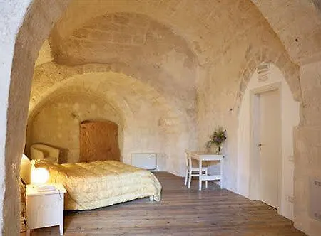 Sassi San Gennaro Hotel 2*